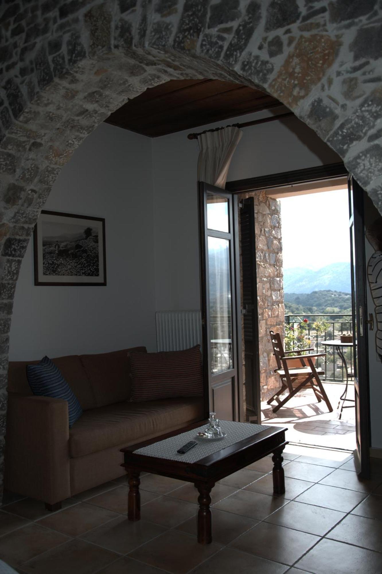 Aparthotel Αργουλιάς Tzermiádon Exteriér fotografie